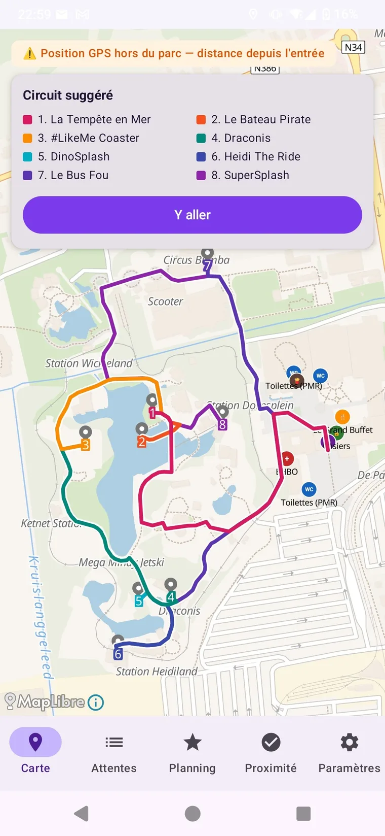 Park map: the suggested route links six rides in six colour segments, with your live position at the centre.